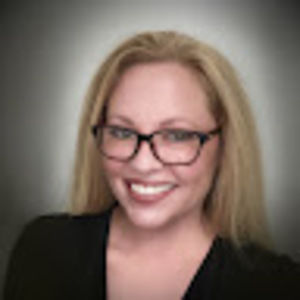 Meet your Posher, Deena